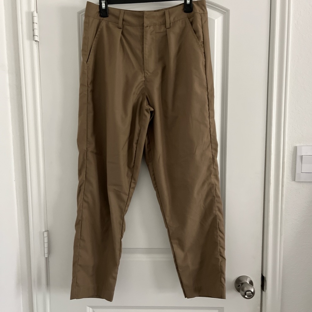 Classic Men's Khaki Chinos